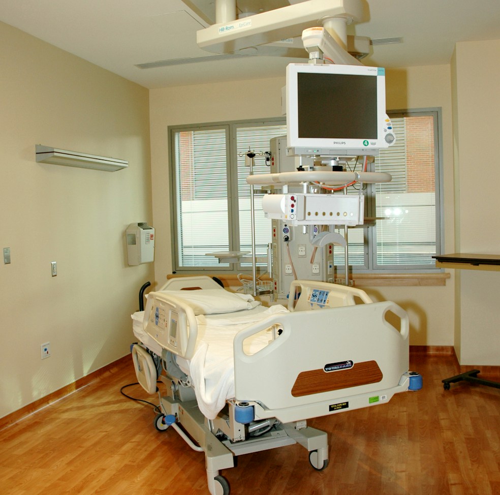 Modern clinic room showcasing Genesys Healthcare products integrated into treatment setup.
